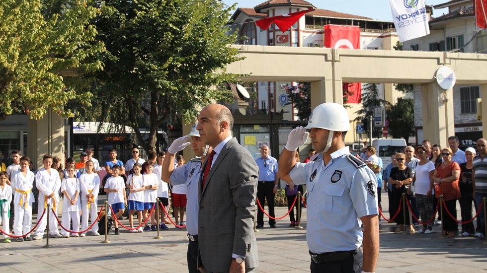 Zafer Bayramı Bakırköy’de coşkuyla kutlandı