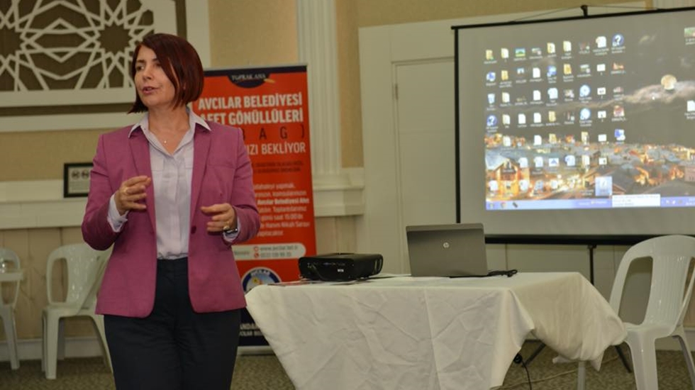 Avcılar Belediyesi Afet Gönüllüleri Eğitim Programı Başladı