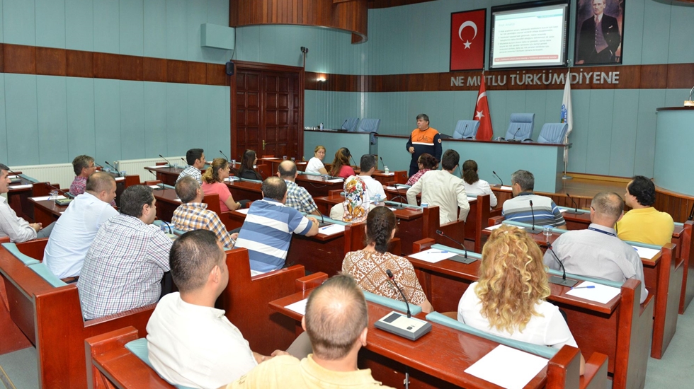 Avcılar belediye personeline güvenli yaşam eğitimi