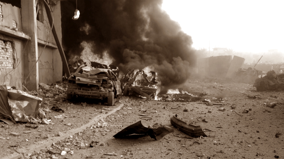 IŞİD, İranlı Şii hacılara saldırdı: 80 ölü