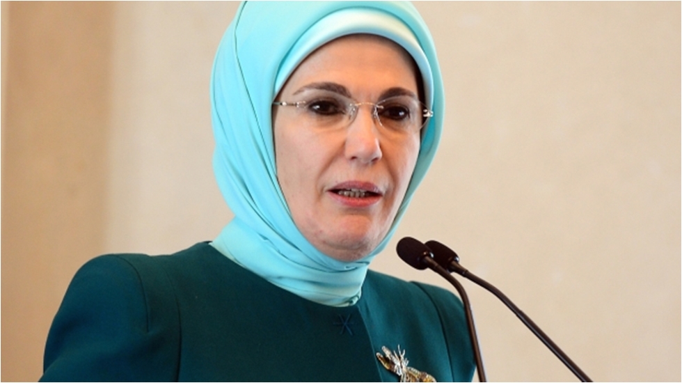 Emine Erdoğan’dan ilginç tespit: Yeni nesil candan vazgeçmeyi çok iyi biliyor