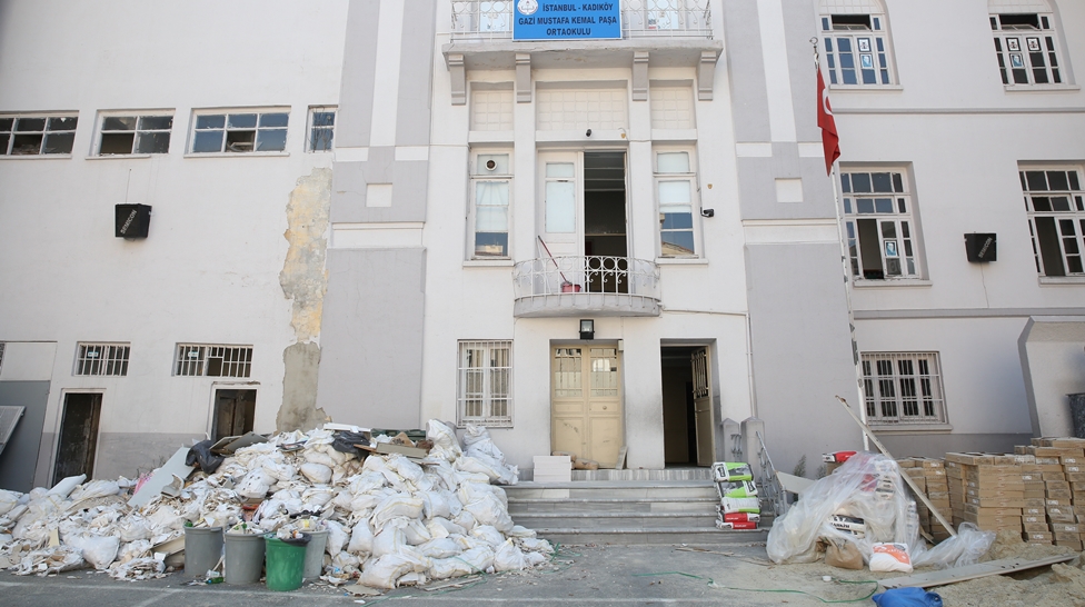 Kadıköy’de 45 okul yenilendi