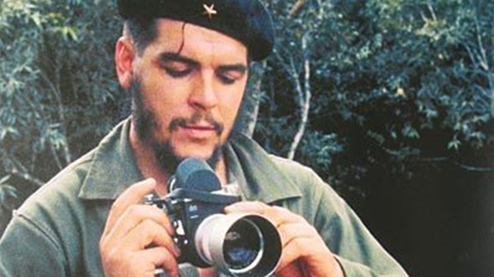 CHE&rsquo;den korkun, o şimdi her yerde!