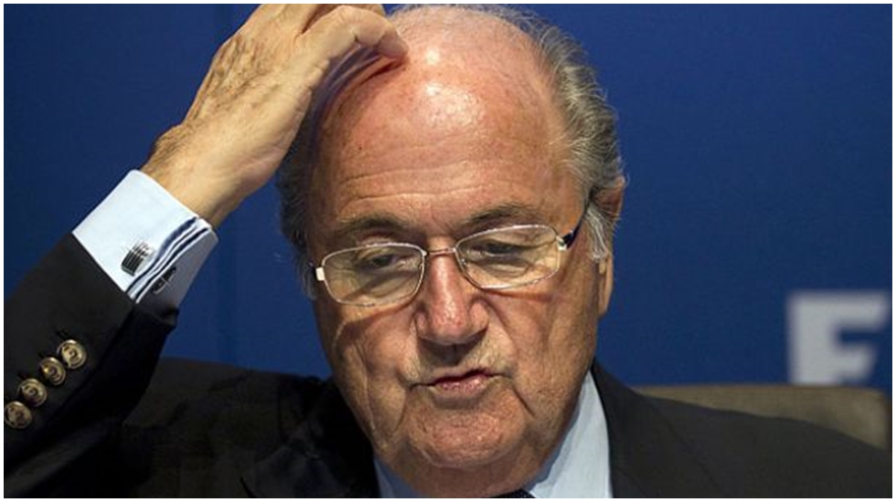 FIFA Başkanı Blatter görevinden alındı