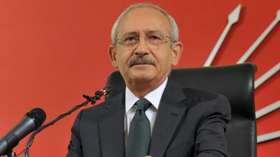 Siyasi partiler yasası ve seçim yasası değişmeli