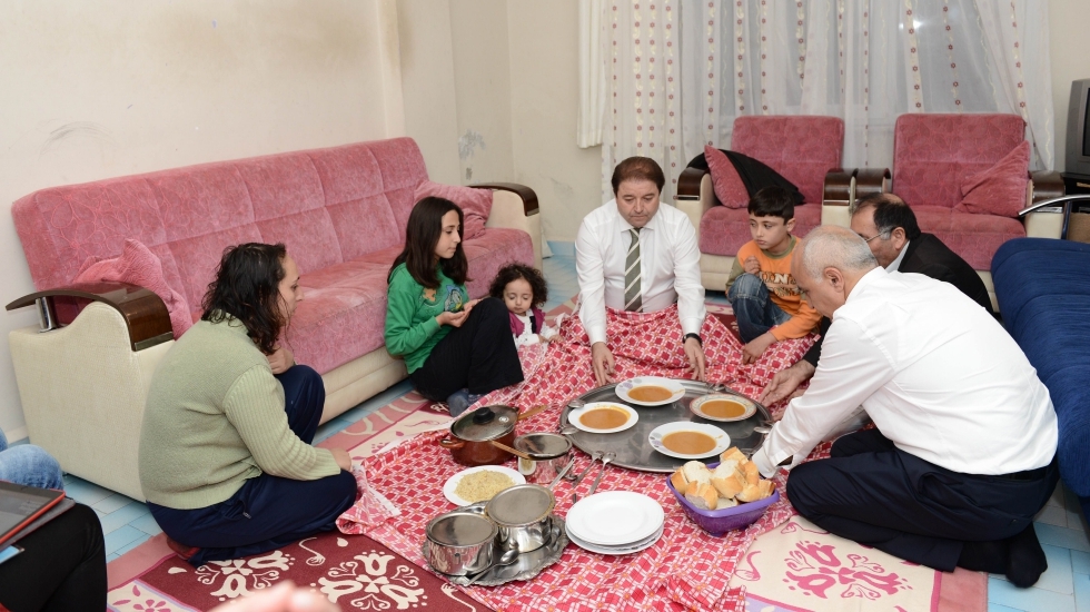 Başkan Kılıç, Muharrem sofrasına konuk oldu