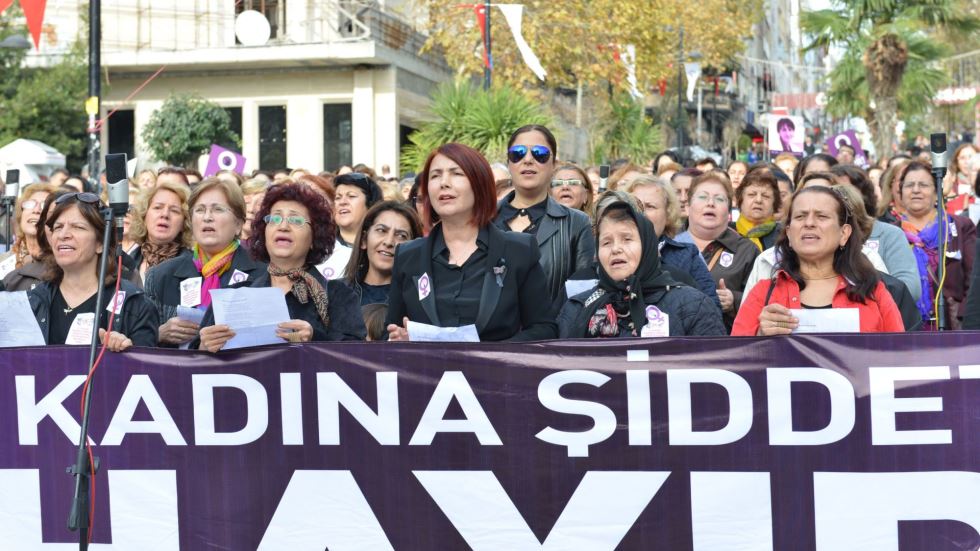 Avcılar’da Kadınlar Şiddete Sanatla Hayır Dediler