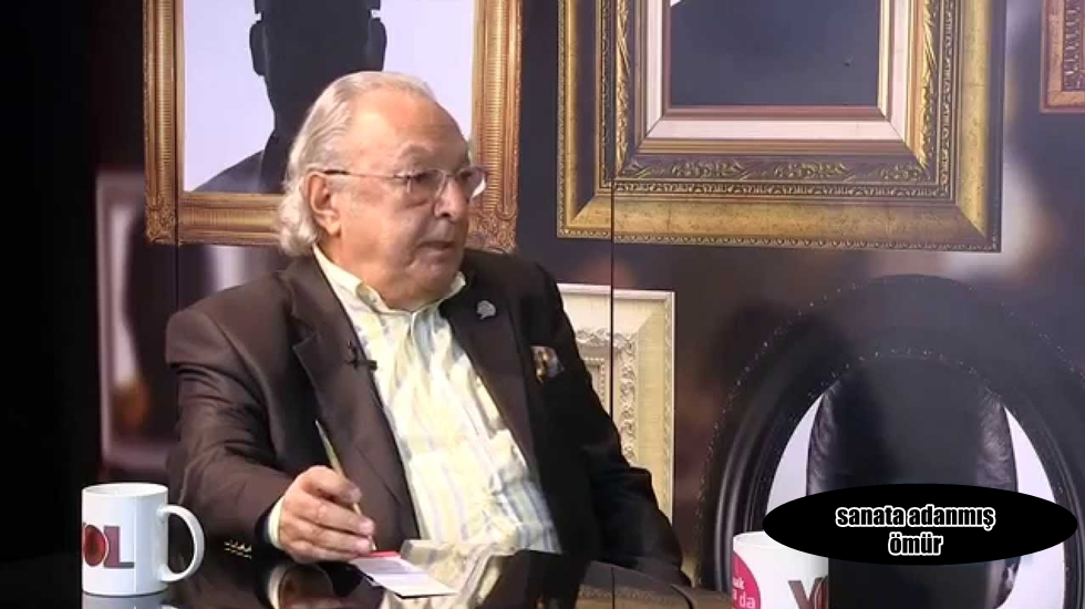 Tiyatro eleştirmeni ve yazar Üstün Akmen hayatını kaybetti