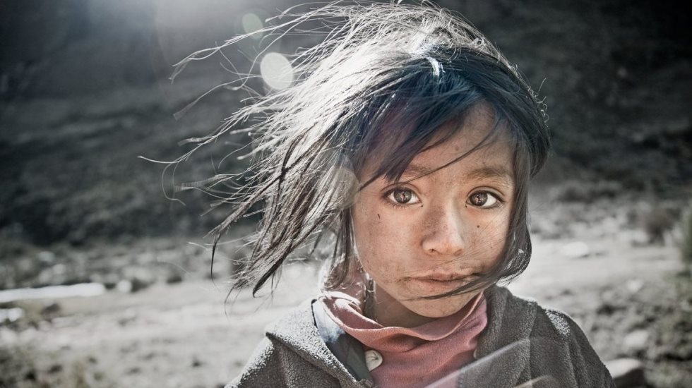 Suriye’deki savaşta 15 bini çocuk 300 bin kişi öldü