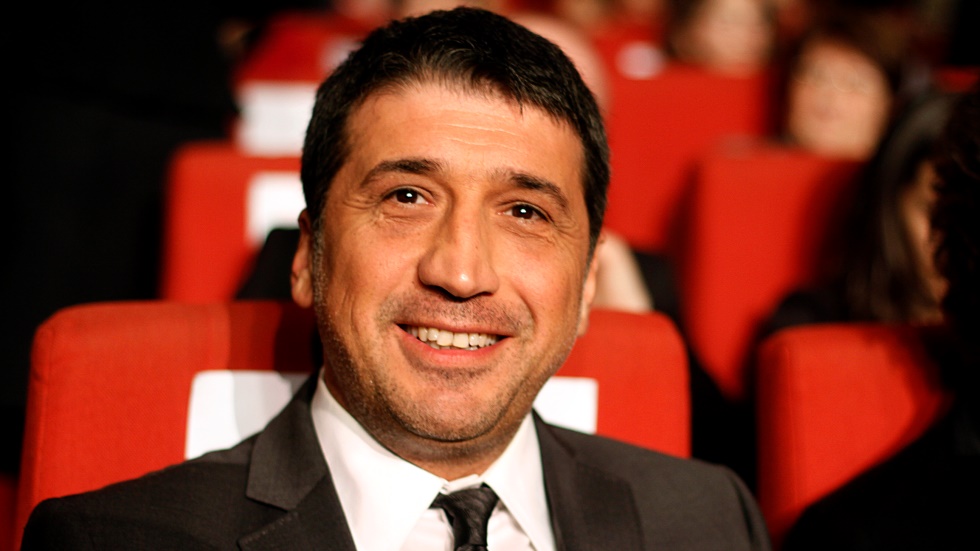 Cem Davran’ın “Çocuğu anne büyütür” tweeti tepki çekti