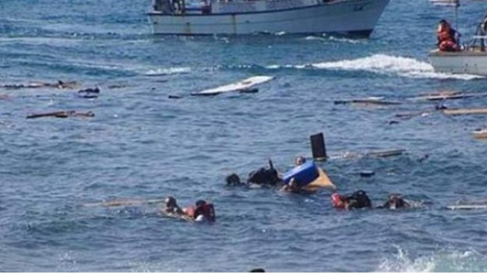 Akdeniz'de facia: Mülteci botu battı, 117 ölü!