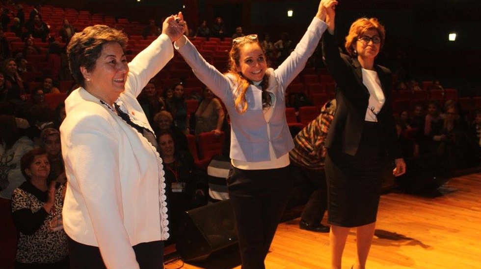 CHP İstanbul Kadın Kolları, Arzun Öner ile ‘devam’ dedi