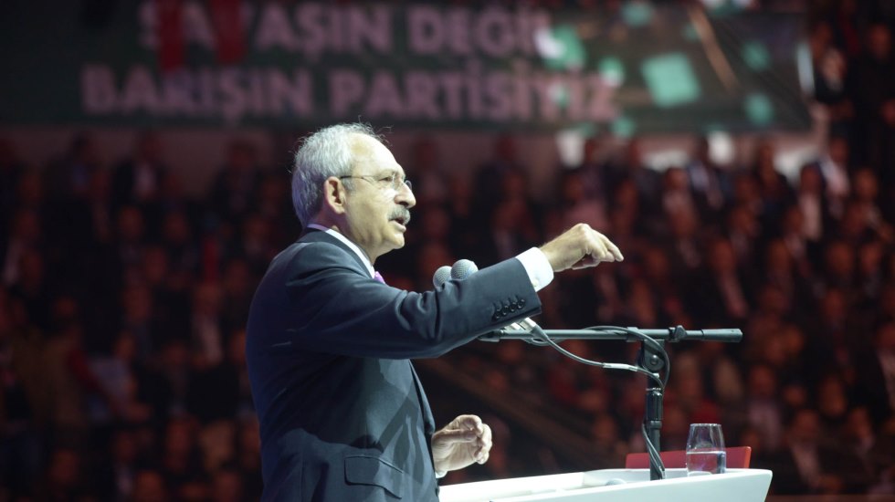 Kılı&ccedil;daroğlu'ndan 'Kurultay' a&ccedil;ıklaması: &ldquo;Burası İsteyen yarışa girer, hak eden yarışı kazanır. Bu kadar net"