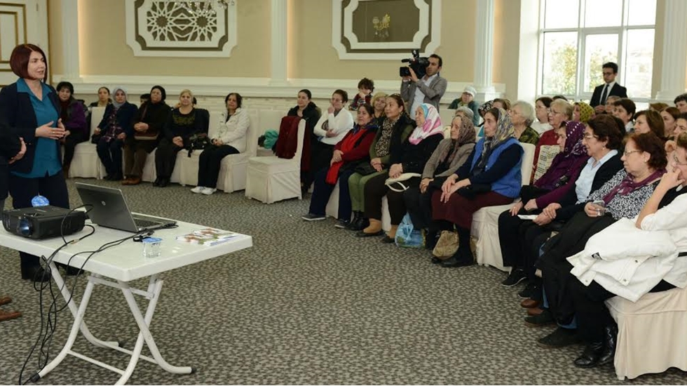 Avcılar’da ‘Sağlıklı Yaşam’ seminerleri devam ediyor