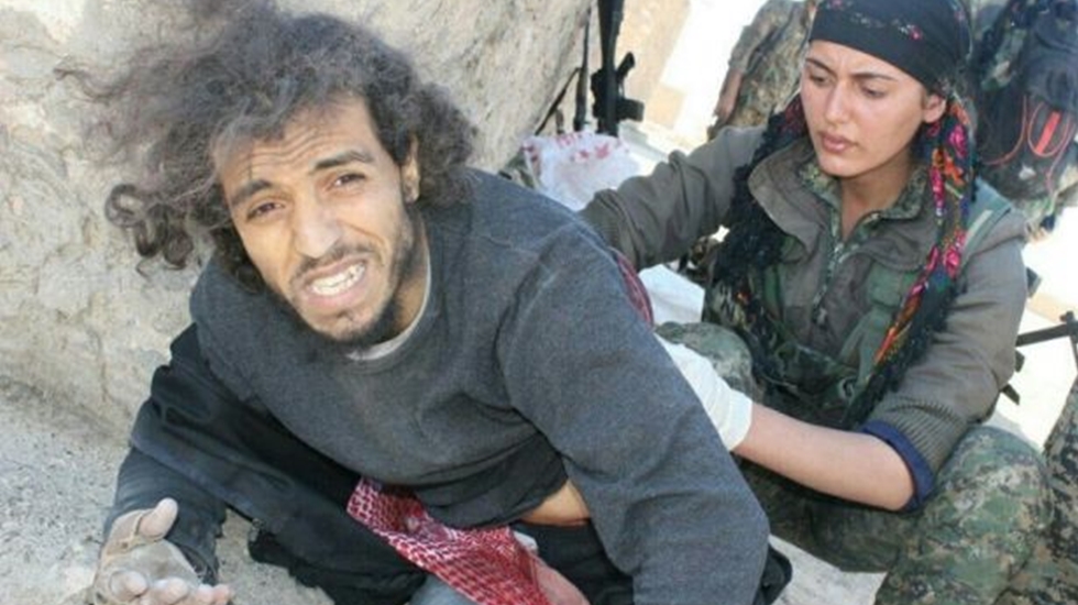 YPG ilerlemeyi sürdürüyor: Bir IŞİD’li canlı yakalandı