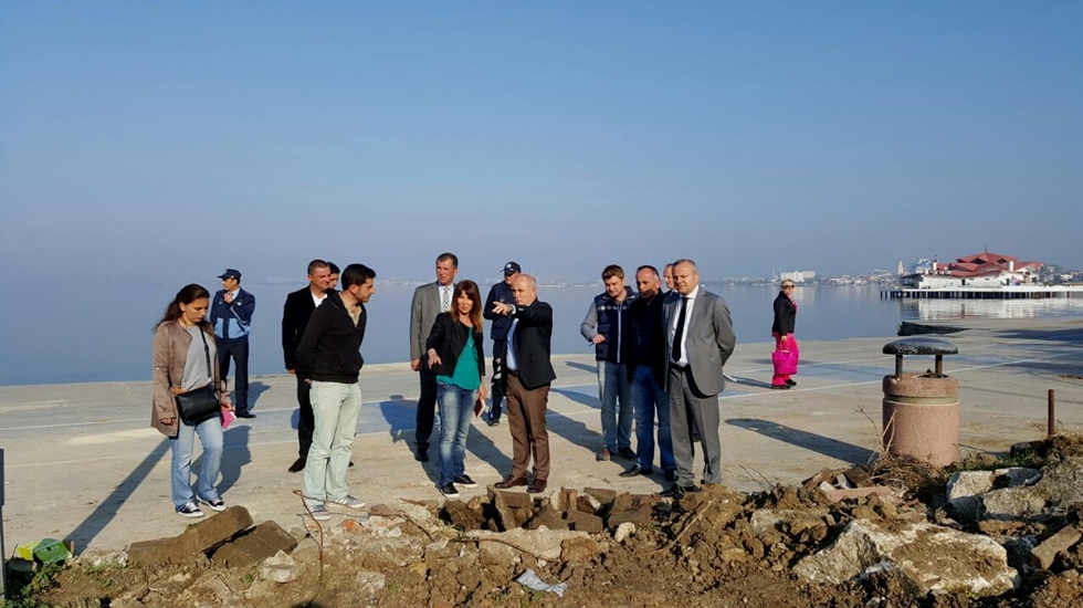 Başkan Akgün: Başkanın makamı sokaklardır!