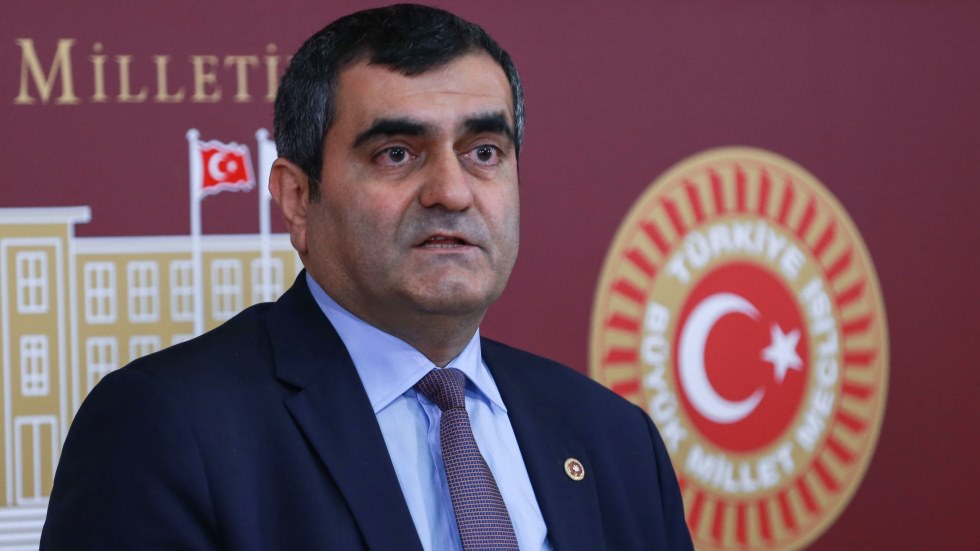 CHP’li Şeker’den AKP MKYK Üyesi Oğan hakkında suç duyurusu