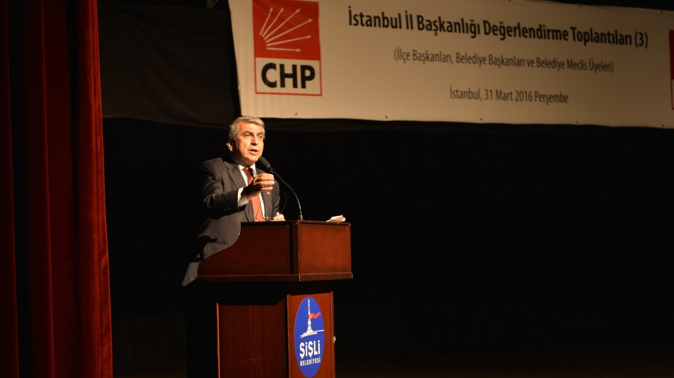 CHP İstanbul İl Başkanı Canpolat, Belediye Meclis üyeleriyle buluştu