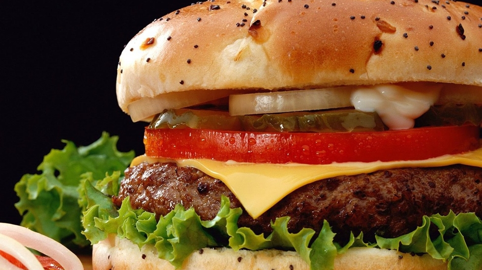 Fast Food yiyeceklerin içinden öldüren kimyasallar çıktı