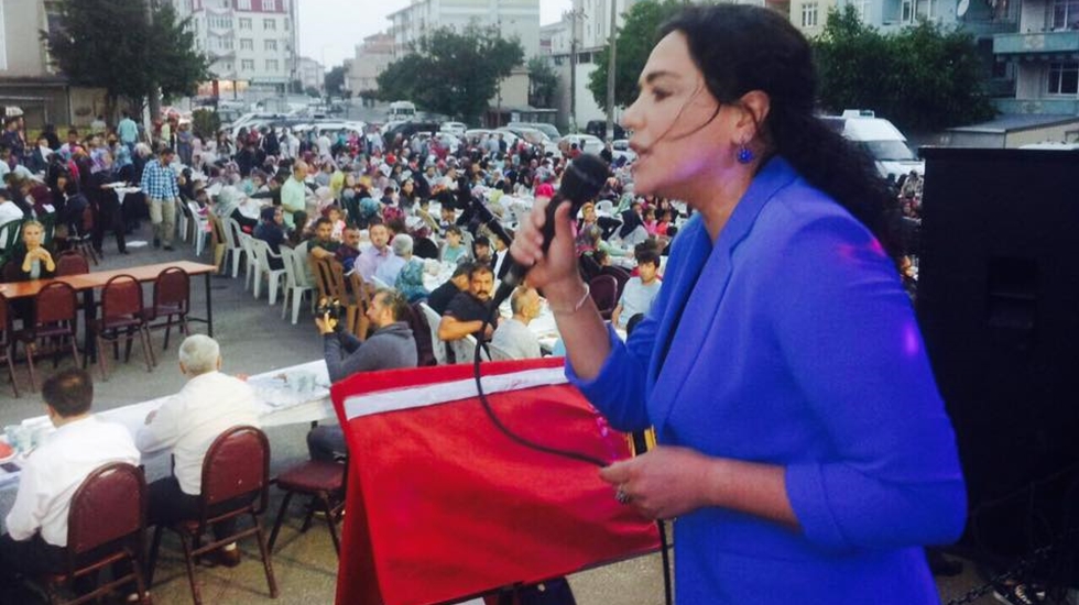 Yüceer: Kadınlar, kadını yok sayan çağ dışı zihniyetle 2019’da hesaplaşacak