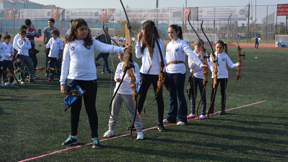 Çocukları spor dolu bir yaz tatili bekliyor