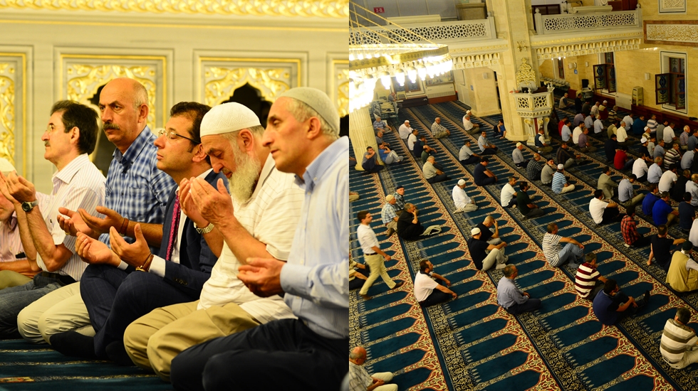 CHP’li Beylikdüzü Belediyesi 15 Temmuz’da hayatını kaybedenler için Mevlit Okuttu