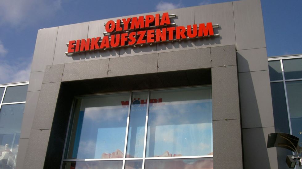 Almanya’da AVM’de silahlı saldırı