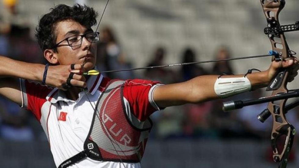 17 yaşındaki Mete Gazoz’dan olimpiyat başarısı