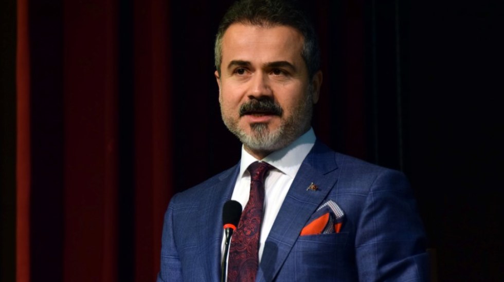 Suat Kılıç: "Hiç değilse bir maaş verseniz de emeklinin bayramda yüzü gülerdi. 4 bin lira nedir Allah aşkına''