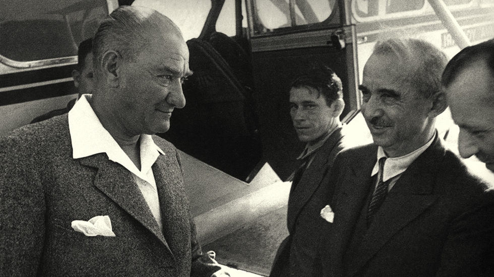 İsmet İnönü’yü müfredattan çıkartıp Hamza Yerlikaya’yı müfredatata aldılar