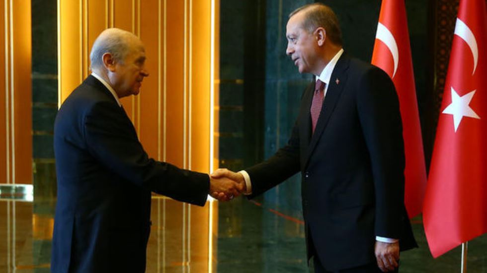 Kılı&ccedil;daroğlu: Erdoğan Bah&ccedil;eli&rsquo;den izin almadan adım atamıyor