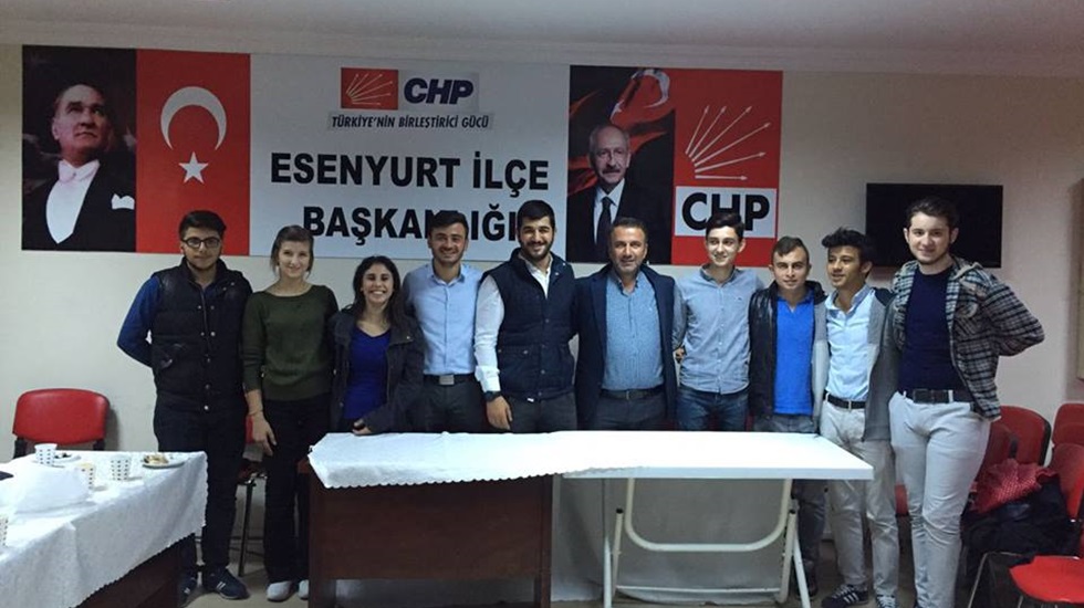 CHP Esenyurt, liselerde örgütleniyor