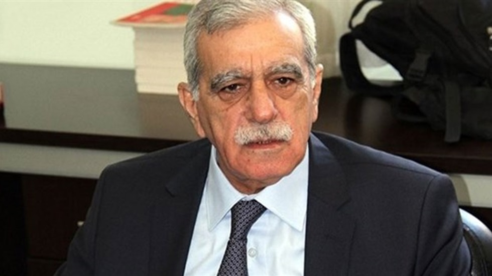 KHK ile görevden alınan Ahmet Türk, aday adayı oldu