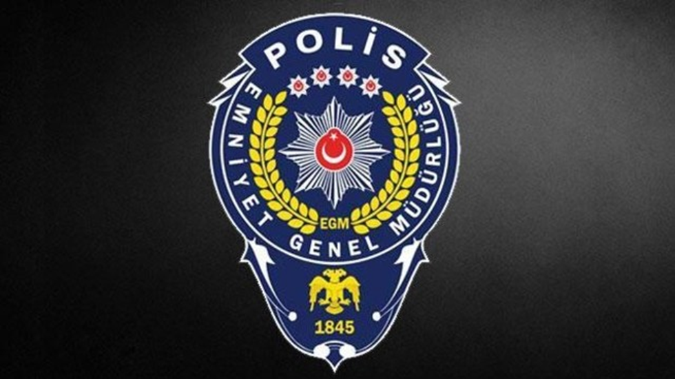 Emniyet’te sivil personel görevinde yükselmek için yönetmelik bekliyor