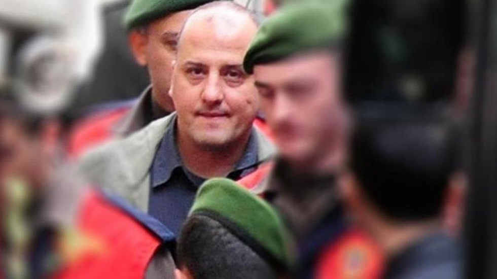 Ahmet Şık hakkında dokunulmazlığının kaldırılması i&ccedil;in iki ayrı fezleke