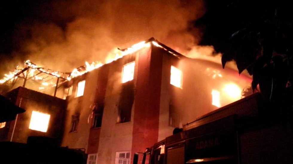 Bağcılar Matbaacılar Sitesi’nde yangın: 1 kişi hayatını kaybetti