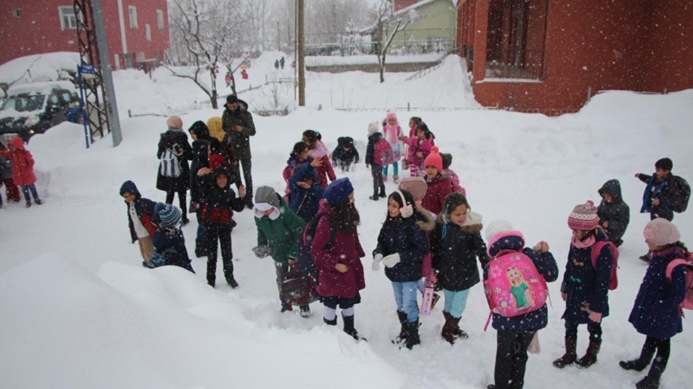 İstanbul'da 'kar tatili' 7 il&ccedil;eye &ccedil;ıktı&hellip;
