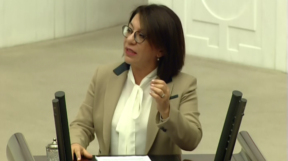 CHP’li Biçer; “İşine geldiği gibi davranan bir iktidar var!”