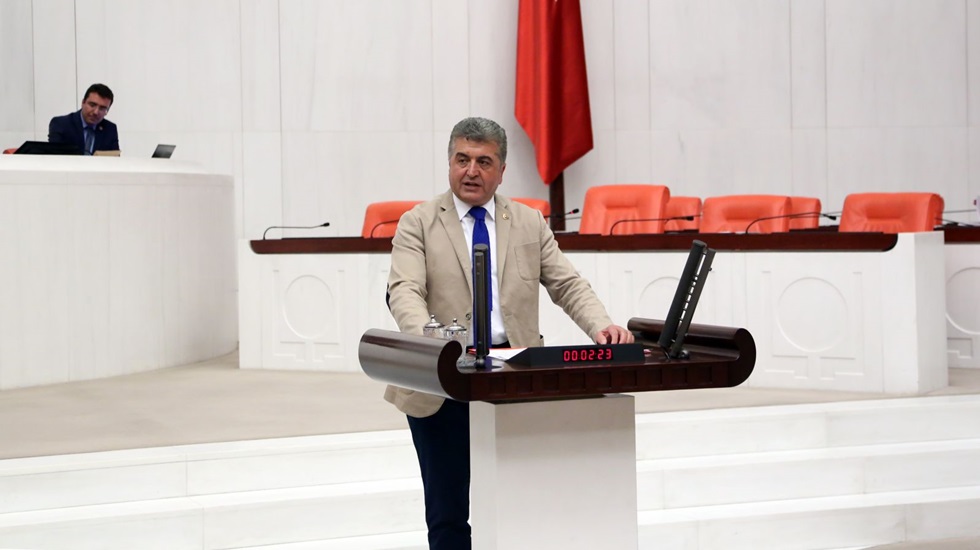 Akkaya’dan işsizlik fonunun işçi dışında her alanda kullanılmasına tepki