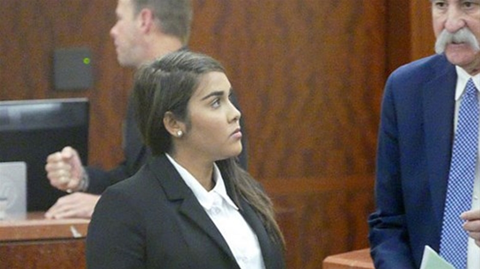 13 yaşındaki öğrencisinden hamile kalan öğretmene hapis cezası