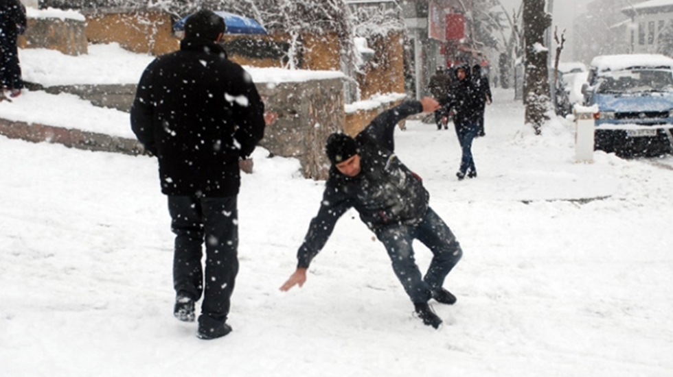 Meteoroloji uyardı: Don, buzlanma ve fırtına!