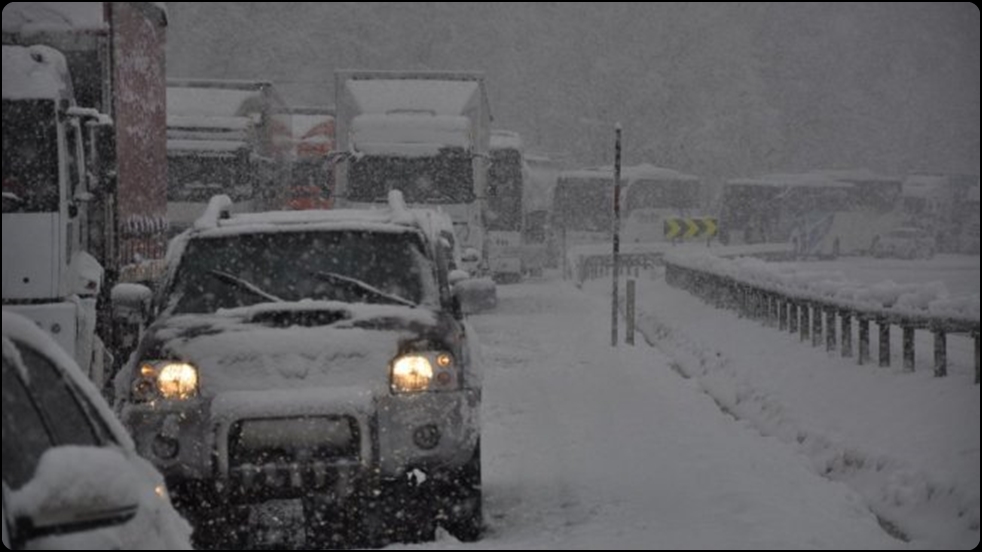 İstanbul'a günlerce yağacak karın saatini dünyaca ünlü meteoroloji sitesi açıkladı