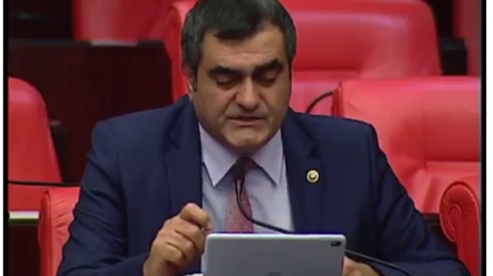 Şeker: ‘Pedofili savunucuları’ Milli Eğitim Bakanlığı bünyesinde korunuyor