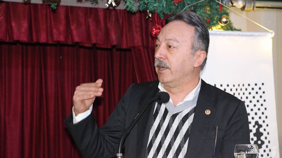 Bayır: Zeybek’te aynı Binali Yıldırım gibi hendeğe düşecek