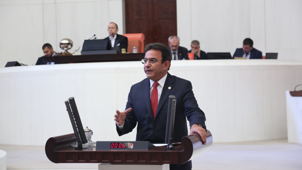 Budak: “Türkiye yönetilemiyor resmen bir çöküş yaşıyor”