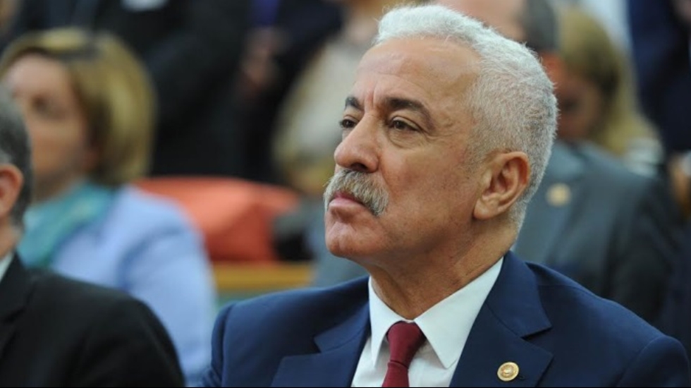 CHP’li Özdiş’ten savcılara sitem: Atatürk’e hakaret edenler neden bulunamıyor?
