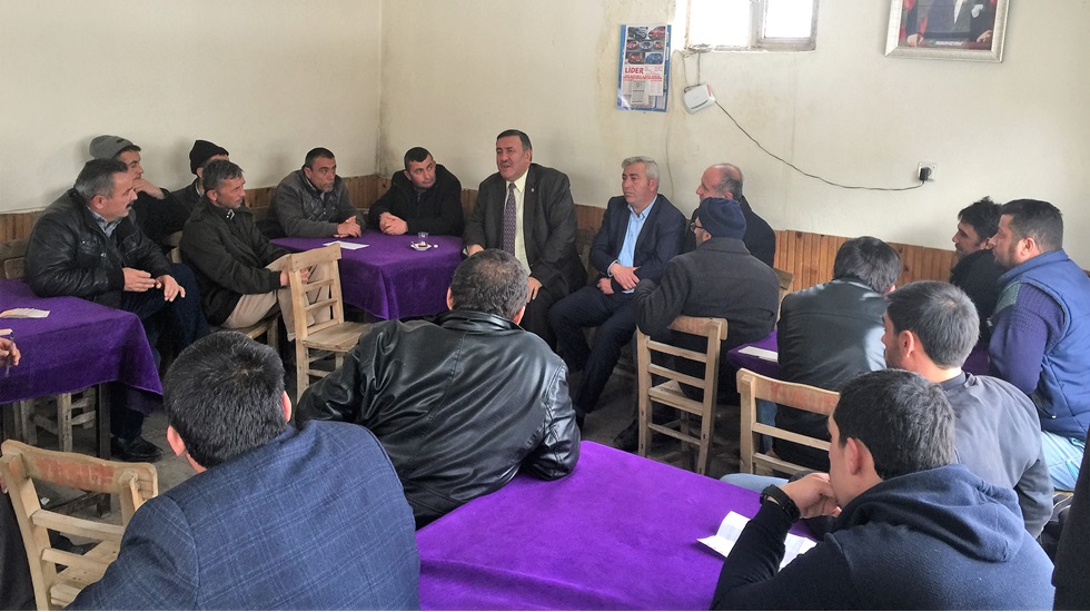 CHP köylerde anayasa değişikliğini anlatıyor