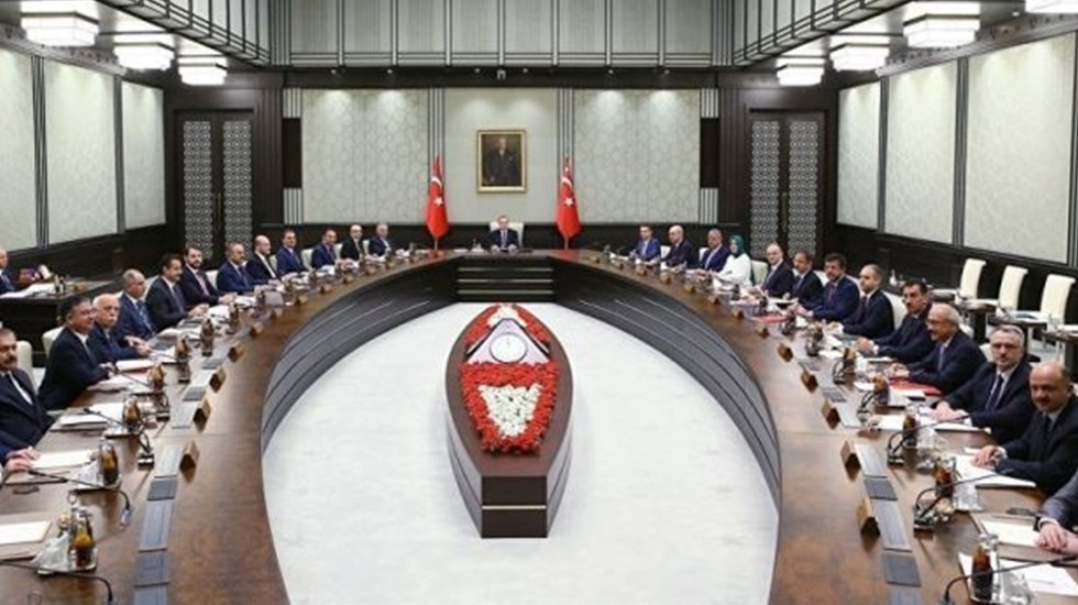 Hangi MHP’li bakan olurken hangi AKP’li koltuğundan olacak?