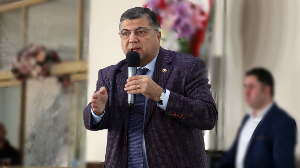 CHP’li Sındır: “Anayasa her hangi bir partinin metni olamaz!”
