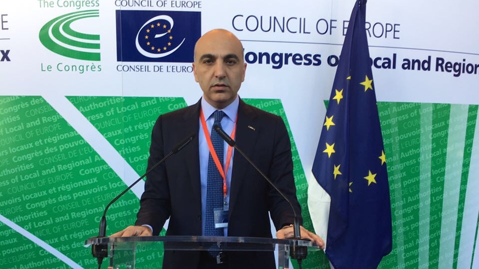 Kerimoğlu: “Avrupa’da yaşayan Türkler, iç politika malzemesi yapılmasın”